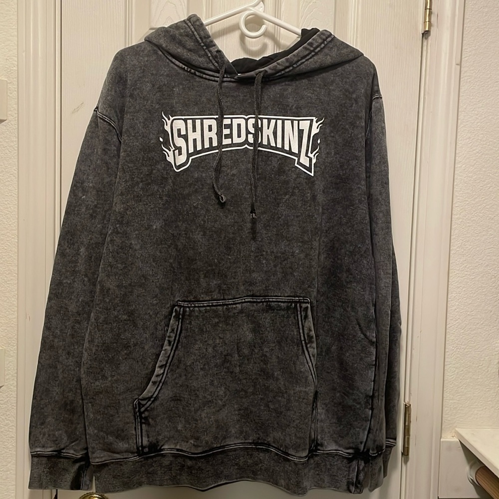 NWOT- SHREDSKINZ Sweatshirt. Never worn